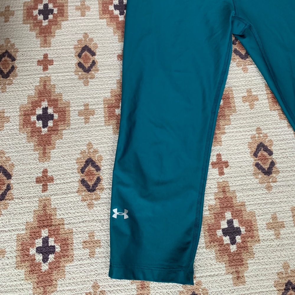 Under Armour cropped legging